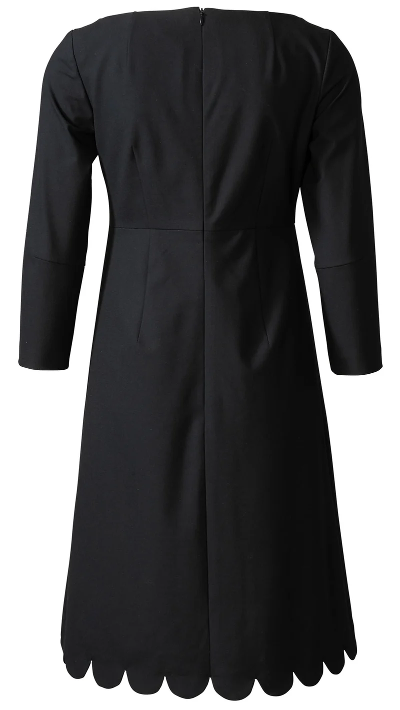 5835 Kleid