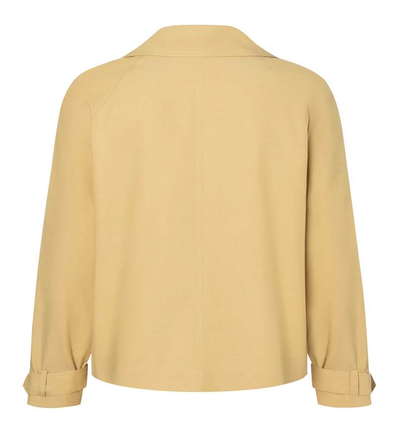5747 Trenchcoat