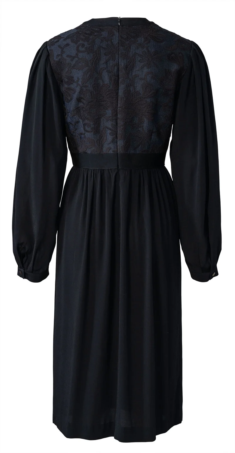 5784 Kleid