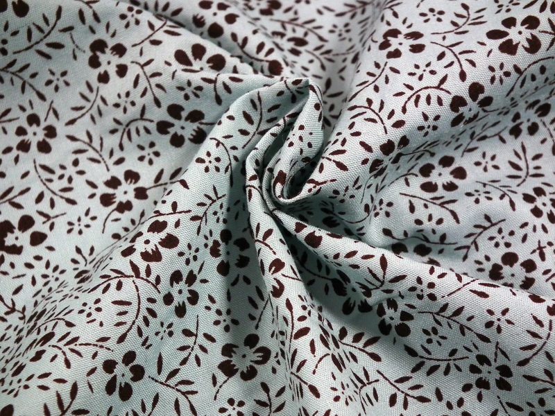 Floral Vintage flower leaves and stem print poly cotton 44" Wide M332 Mtex