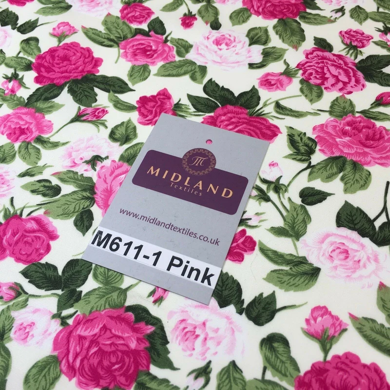 Vintage Victorian Rose Floral Cotton Fabric 111cm Wide M611