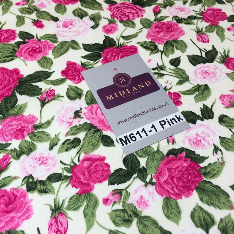 Vintage Victorian Rose Floral Cotton Fabric 111cm Wide M611