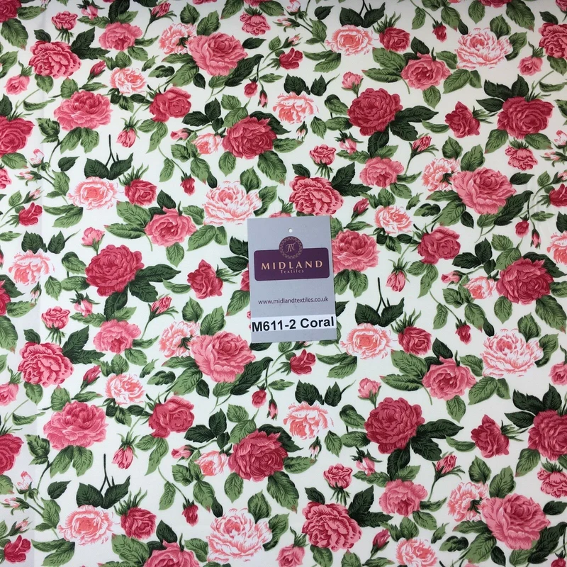 Vintage Victorian Rose Floral Cotton Fabric 111cm Wide M611