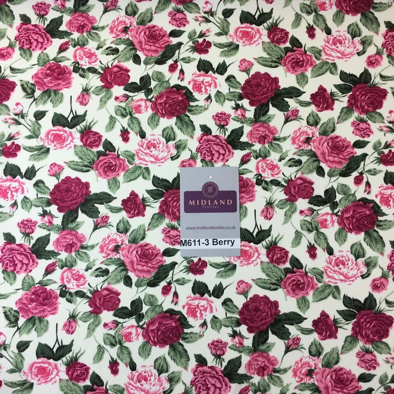 Vintage Victorian Rose Floral Cotton Fabric 111cm Wide M611