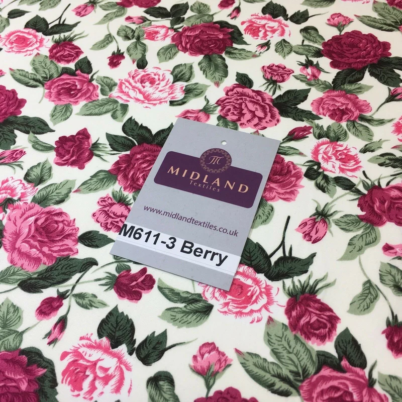 Vintage Victorian Rose Floral Cotton Fabric 111cm Wide M611