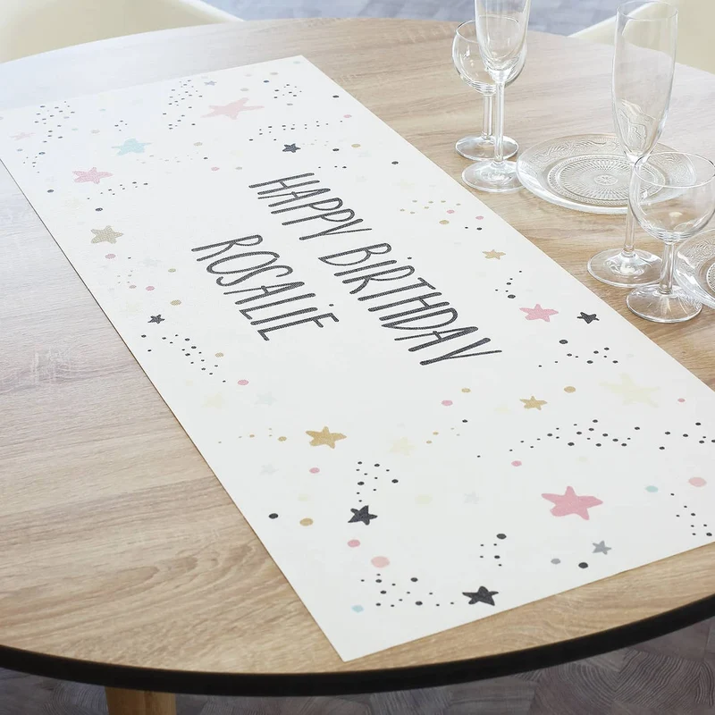 Tischläufer zum Geburtstag mit Sternen und Name bedruckt